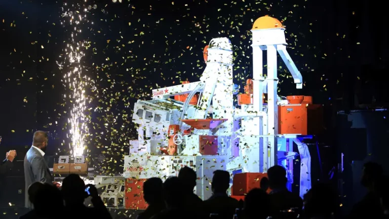 Browns Agriculture’s රජ වැඩකාරයෝ Launch